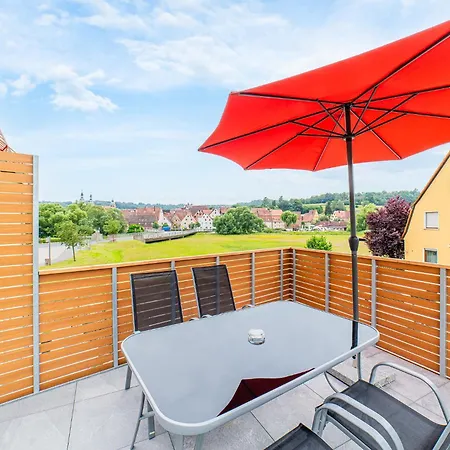 Mit Balkon 
